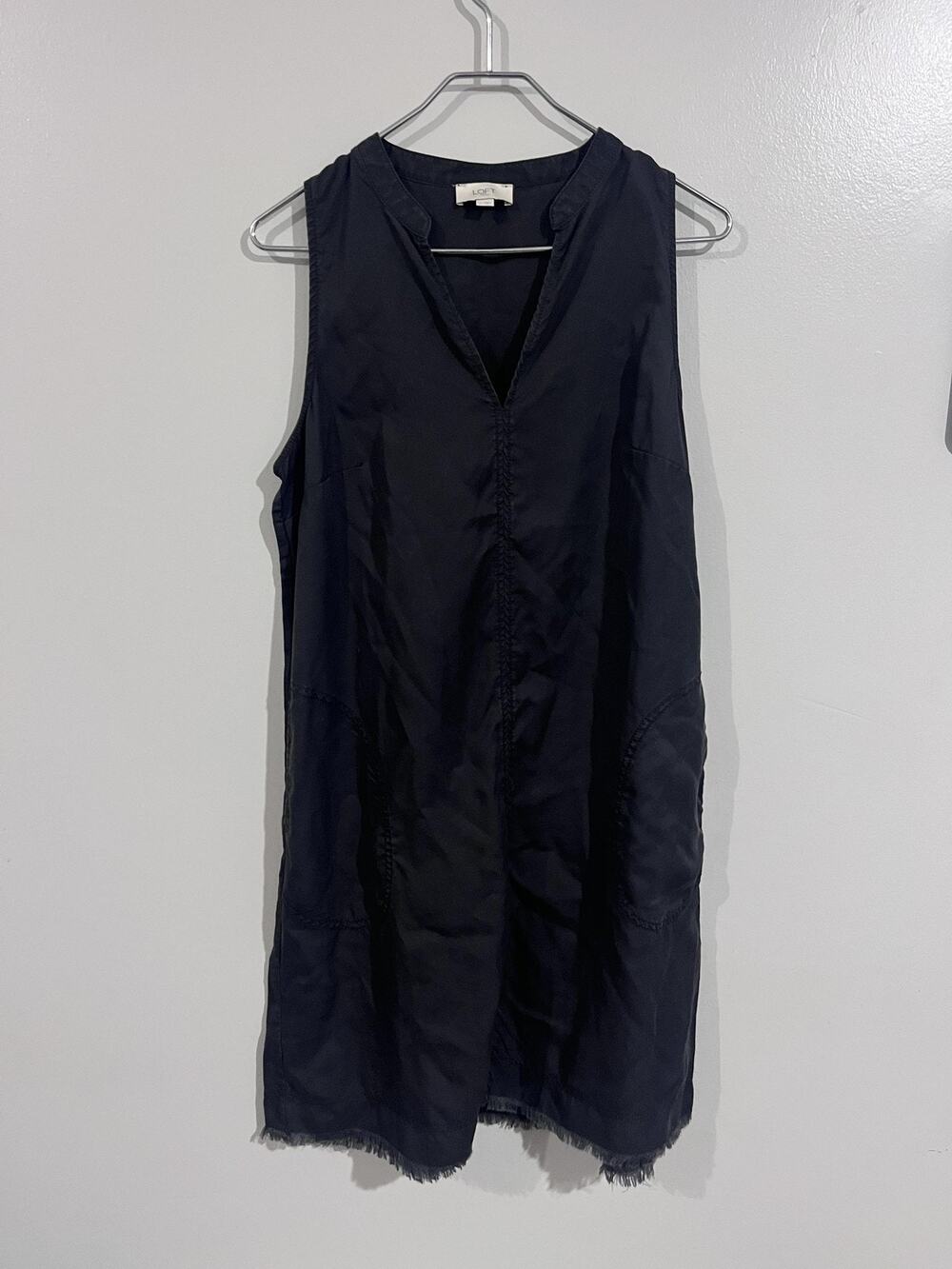 LOFT Outlet Dress Womens M Black V-Neck Shift Knee Length Pockets Fringe